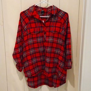 ♥️ Women's Raglan Long Sleeve Button Down High Low Flannel Red. NWT.